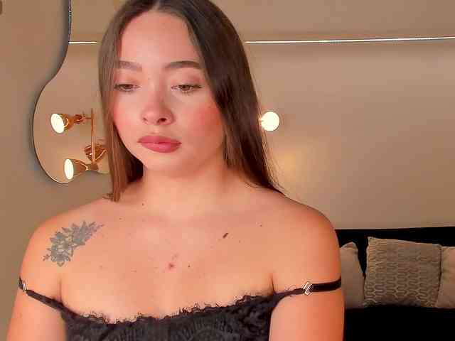 AlinaKravitz AlinaKravitz