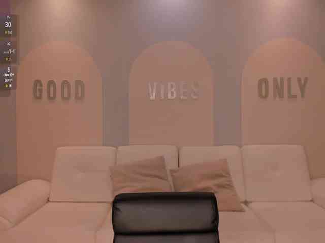 AlinaKravitz AlinaKravitz