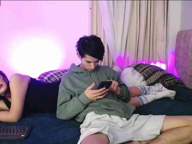 pinkpokemons webcam