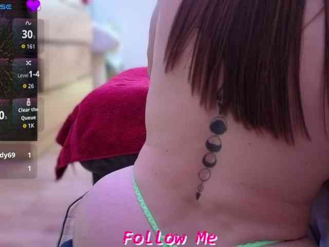 QueenyK1ng QueenyK1ng