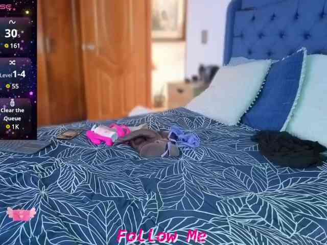 LatinaVibes webcam