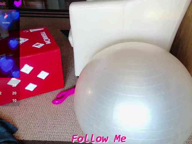 QueenyK1ng Live Webcam on BongaCams