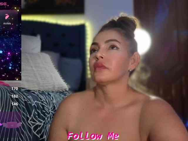 LatinaVibes webcam