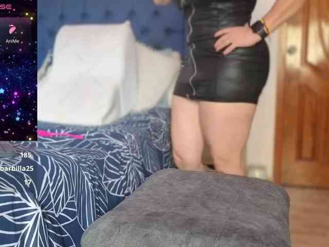 LatinaVibes webcam