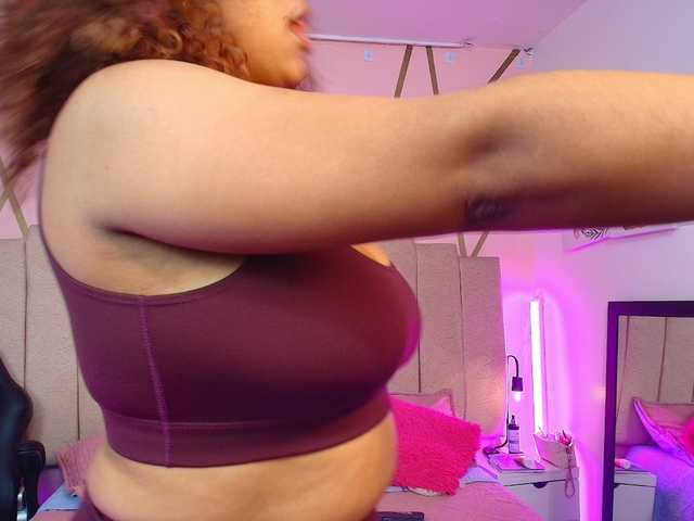 lauraltt webcam bongacams model stream image