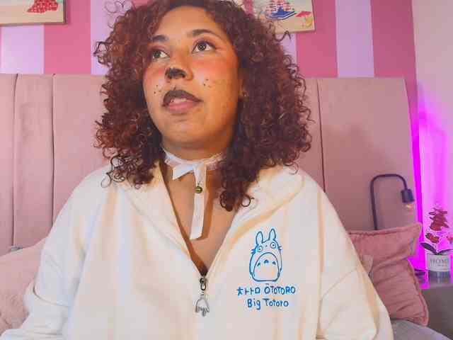 lauraltt webcam