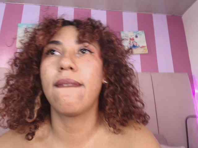 lauraltt webcam