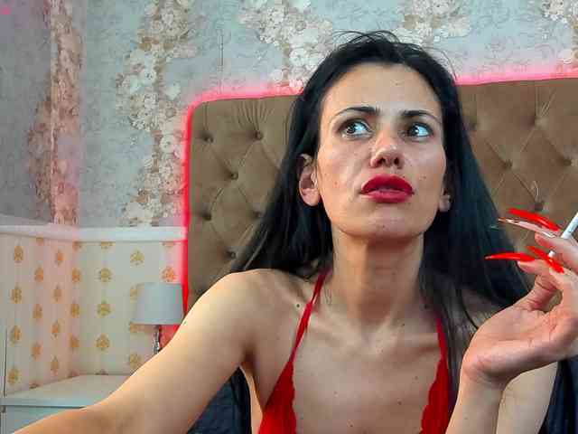 Vivian-Cross webcam