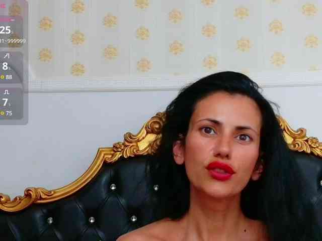 Vivian-Cross webcam
