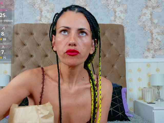 Vivian-Cross webcam