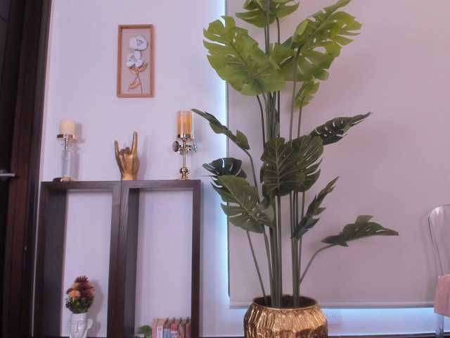 LunaMystyque's BongaCams show and profile