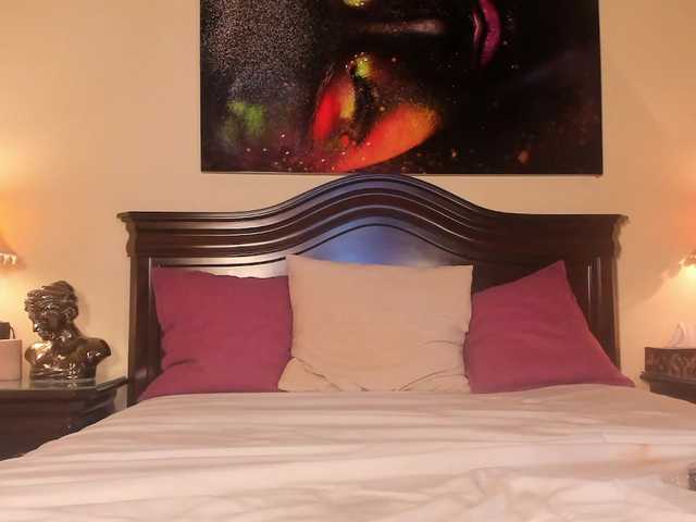 LunaMystyque's BongaCams show and profile