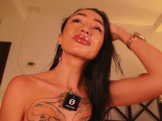 LunaMystyque's BongaCams show and profile