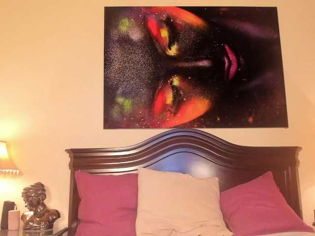 LunaMystyque's BongaCams show and profile