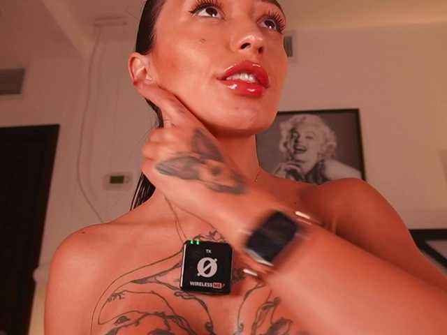 LunaMystyque's BongaCams show and profile