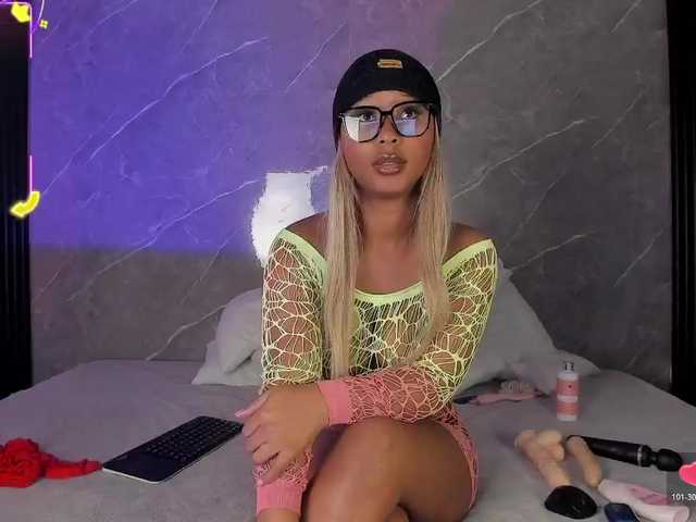 Rachellebony's BongaCams show and profile