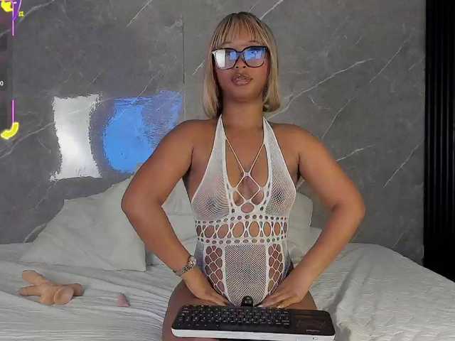 Rachellebony's BongaCams show and profile