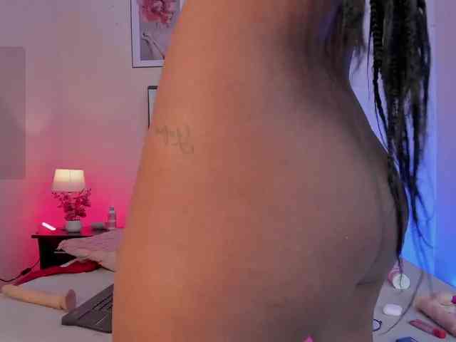 Rachellebony Live Webcam on BongaCams