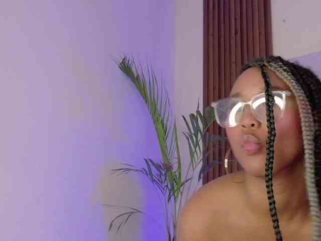 Rachellebony webcam