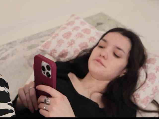 Emilechka webcam