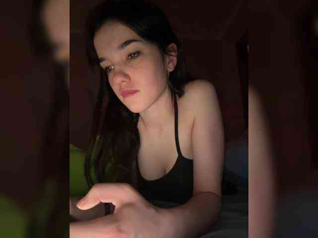 Emilechka webcam