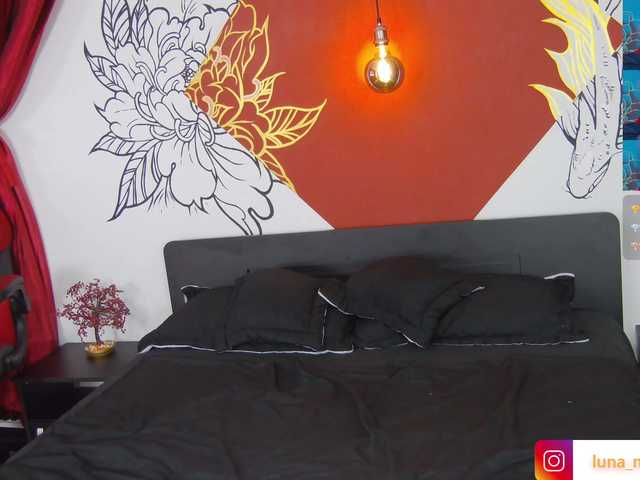 Lunamistyc's BongaCams show and profile