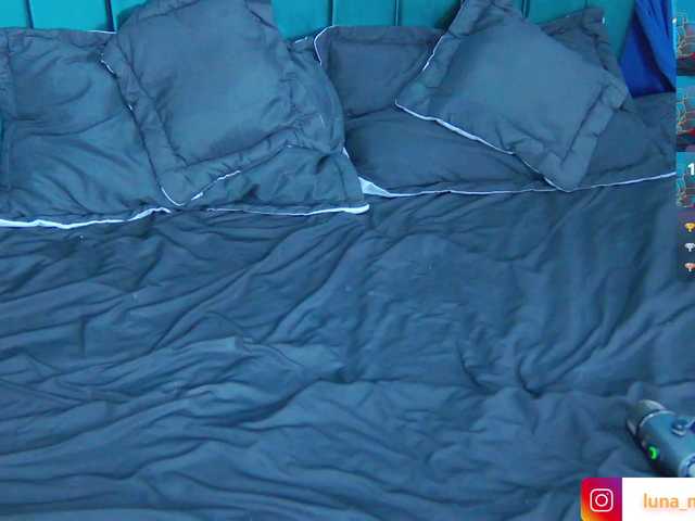 Lunamistyc's BongaCams show and profile