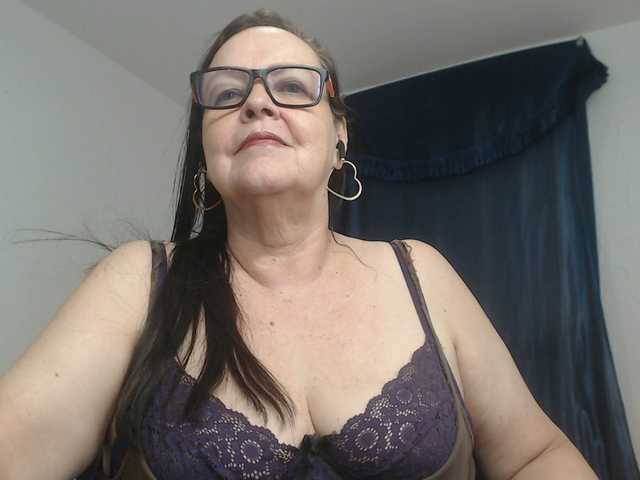 karime99's BongaCams show and profile