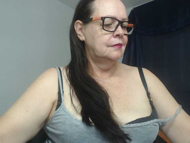 karime99's BongaCams show and profile