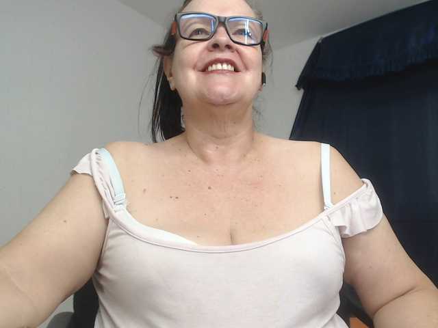 karime99's BongaCams show and profile