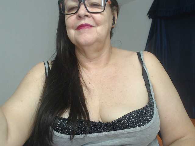 karime99's BongaCams show and profile