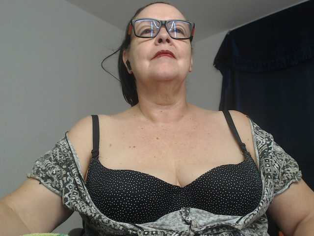 karime99's BongaCams show and profile