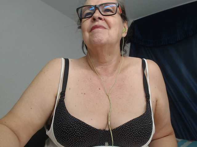 karime99's BongaCams show and profile