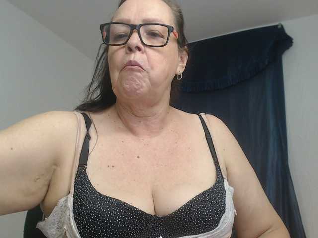 karime99's BongaCams show and profile