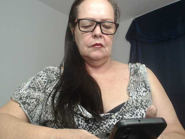 karime99's BongaCams show and profile