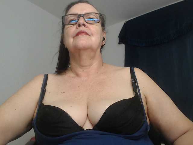 karime99's BongaCams show and profile