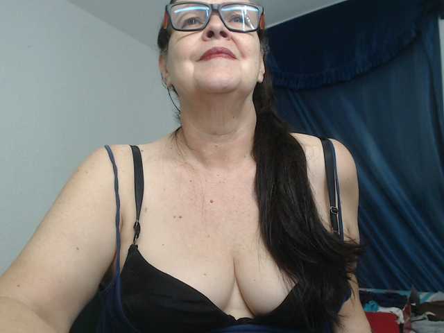 karime99's BongaCams show and profile