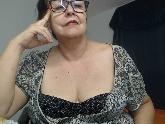 karime99's BongaCams show and profile