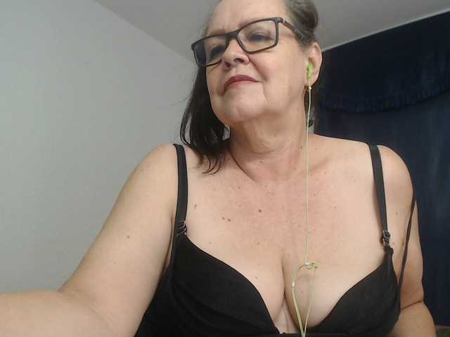 karime99's BongaCams show and profile
