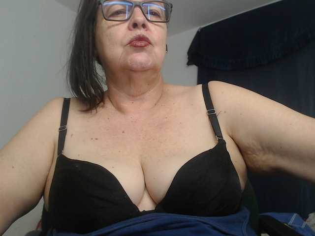 karime99's BongaCams show and profile