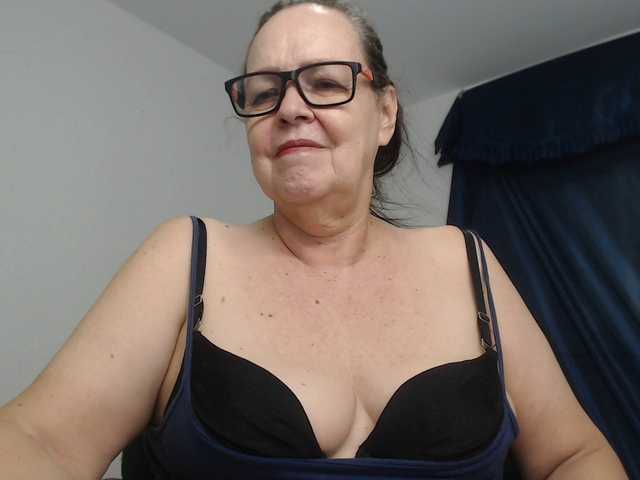 karime99's BongaCams show and profile