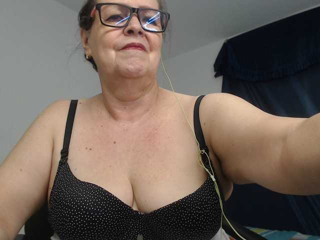 karime99's BongaCams show and profile
