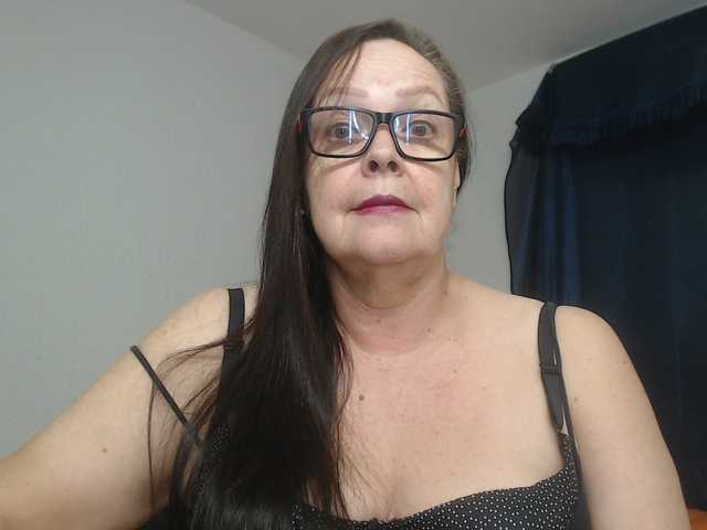 karime99's BongaCams show and profile