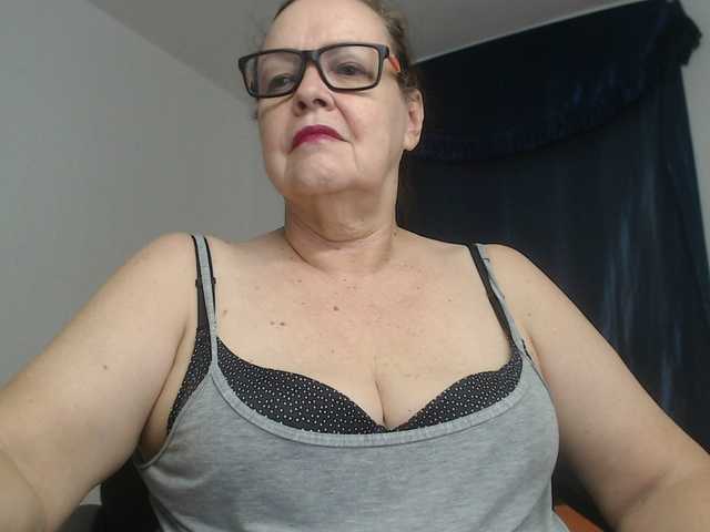 karime99's BongaCams show and profile