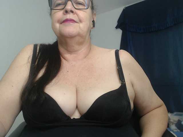 karime99's BongaCams show and profile
