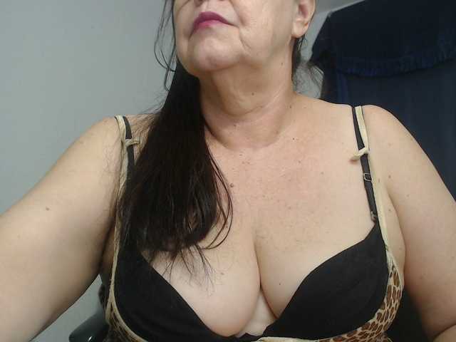 karime99's BongaCams show and profile