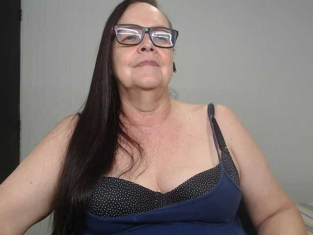 karime99's BongaCams show and profile