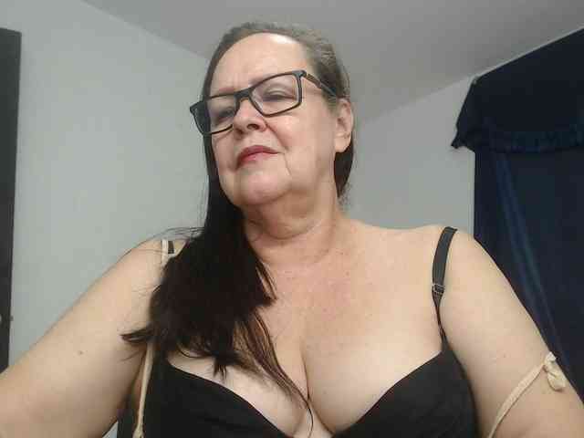 karime99 Live Webcam on BongaCams