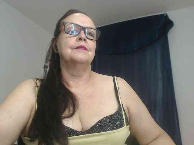 karime99 Live Webcam on BongaCams