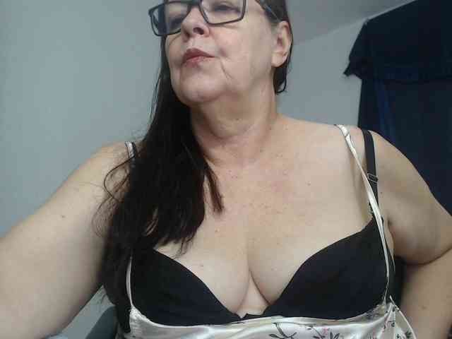 karime99 Live Webcam on BongaCams